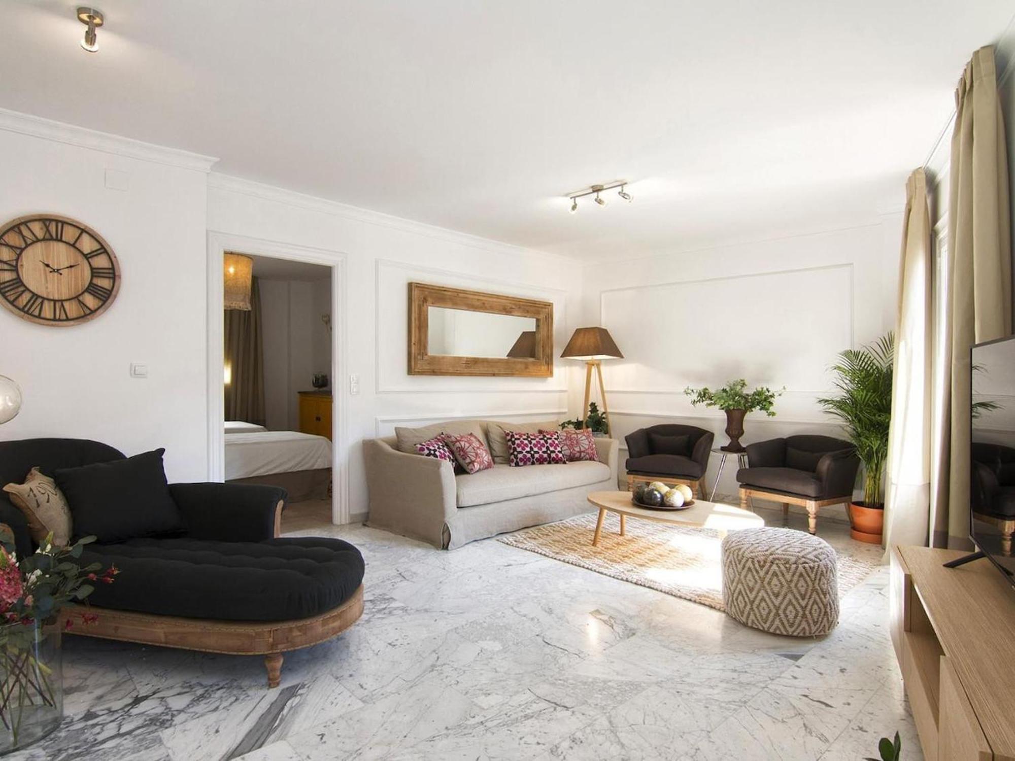 Glow And Elegant Apartment In Granada Center Free Parking Exterior photo